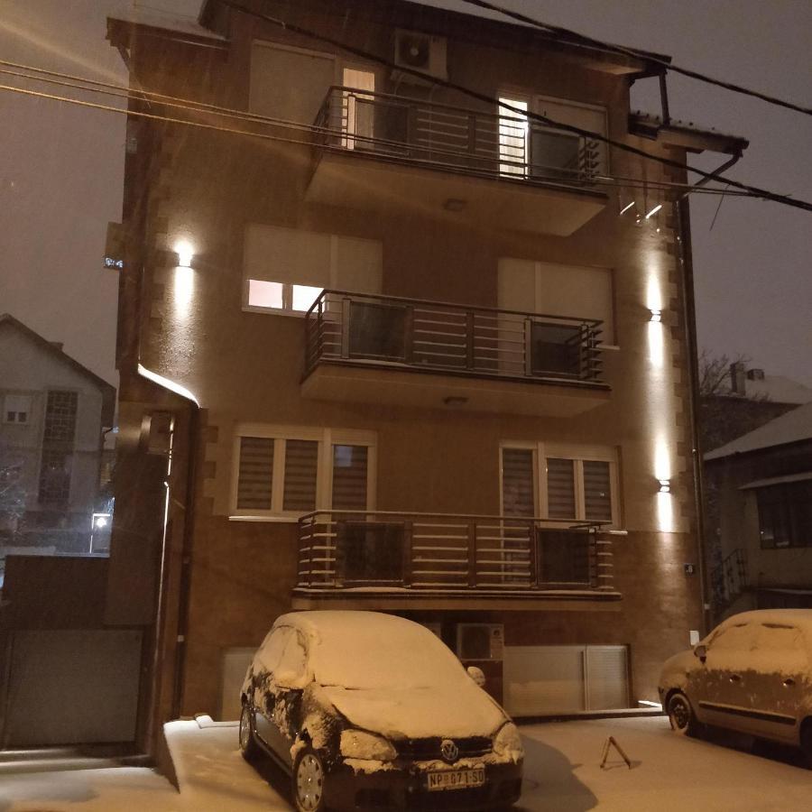 Aparment Relax Apartamento Belgrado Exterior foto